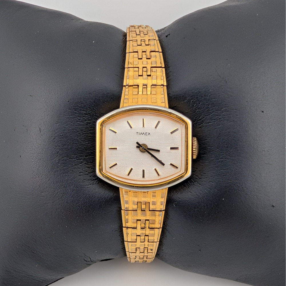 Vintage Timex Mechanical Wind Gold Tone Textured Dial Bracelet Watch